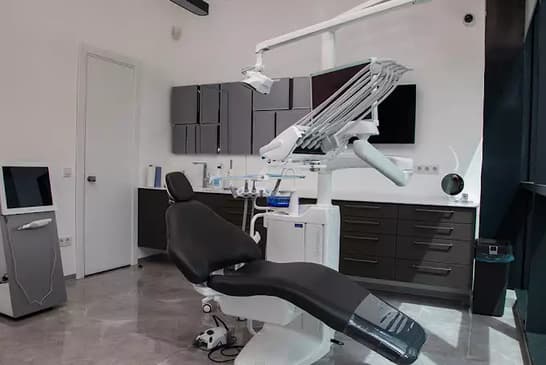 Slider image (8) Ebru Ersan Dental Solutions